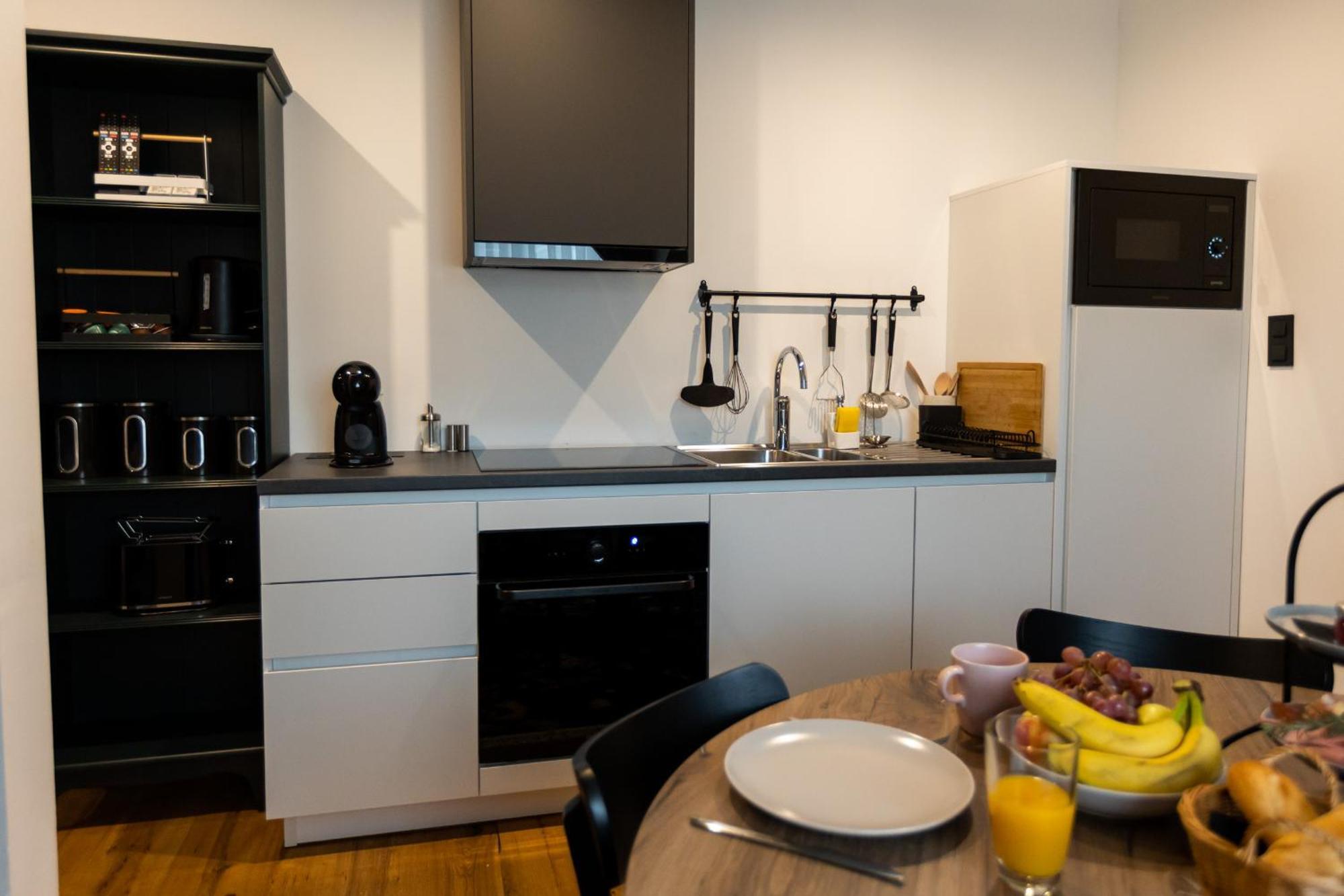 Kavenija Apartmaji - Free Parking Maribor Eksteriør billede