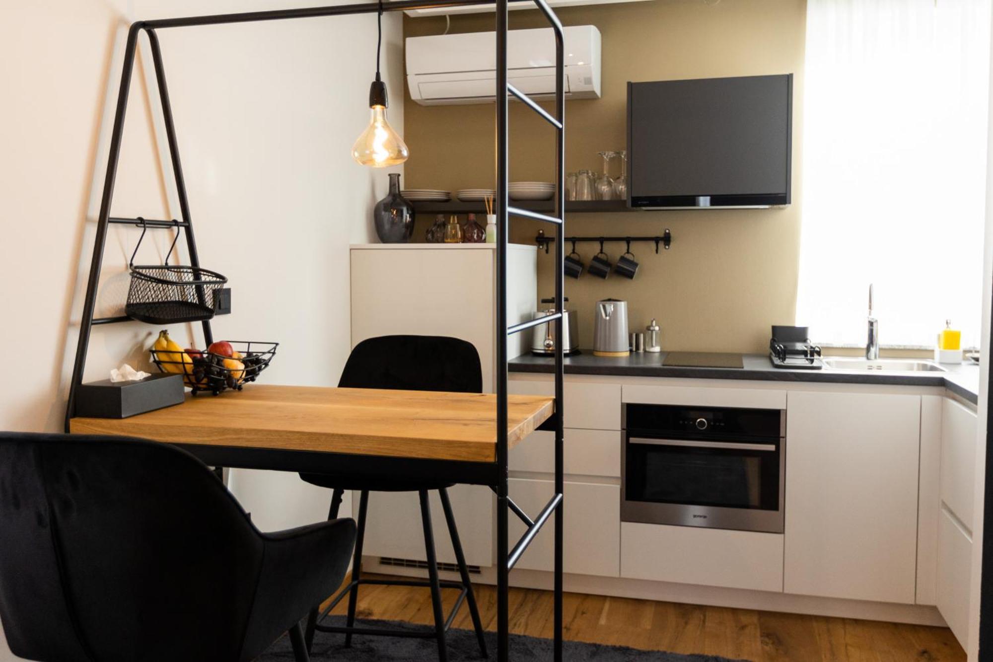 Kavenija Apartmaji - Free Parking Maribor Eksteriør billede